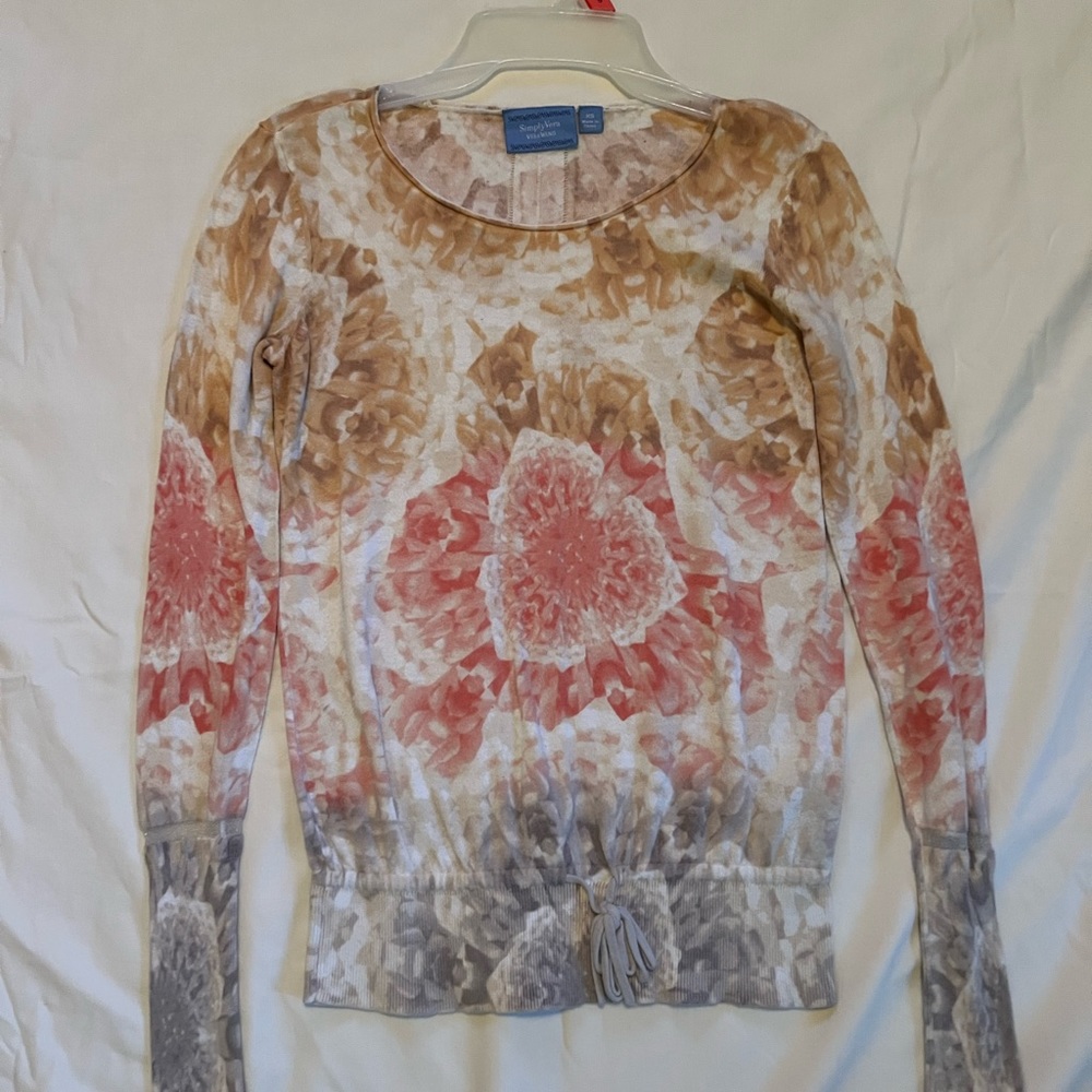 Simply Vera Wang sweater top